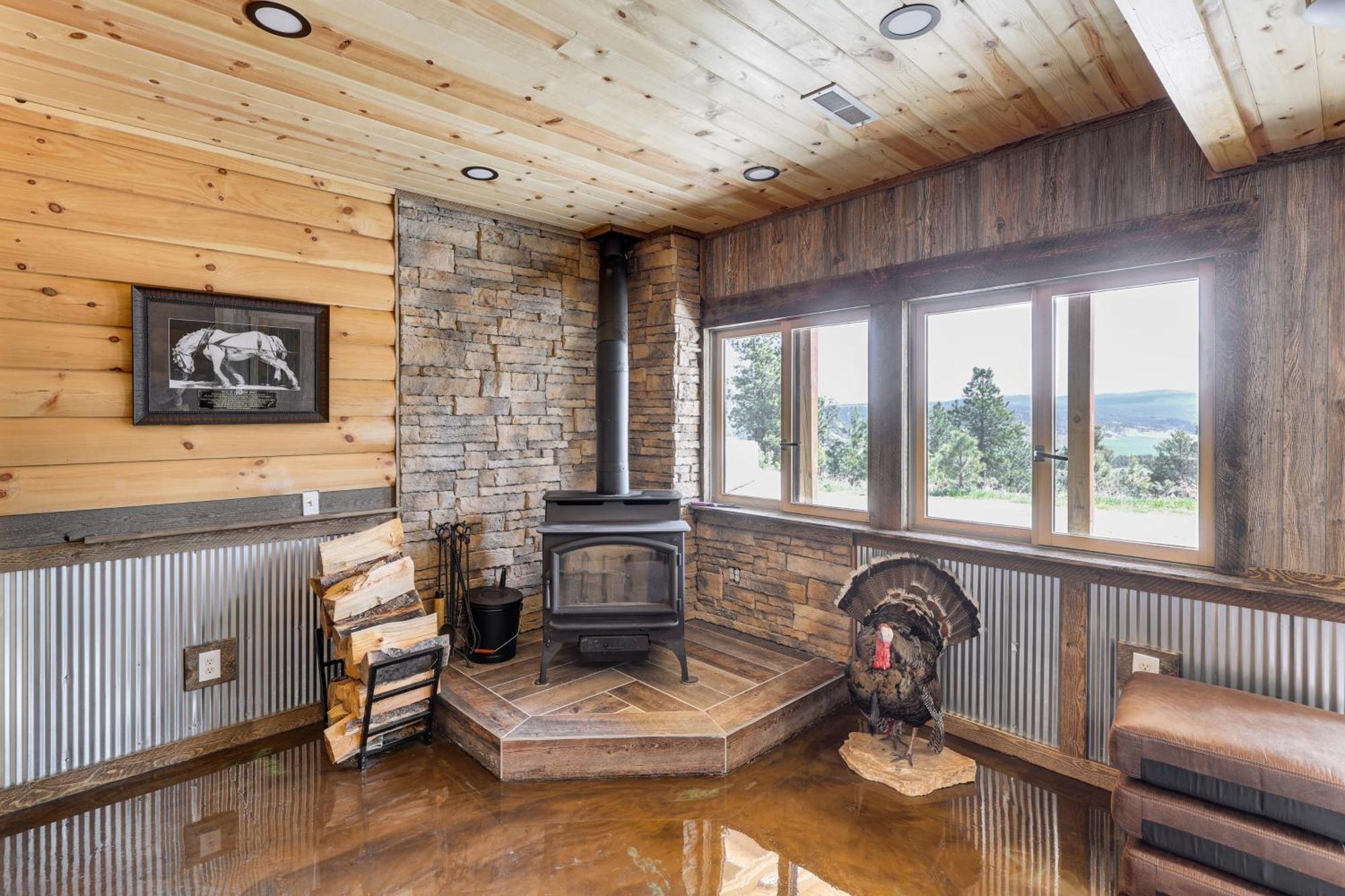 Peaceful Wyoming Cabin With Spacious Deck And Wet Bar! Sundance Exterior photo